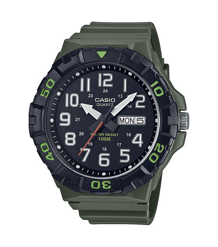 We Chose The Best Casio Waterproof Watch in The UK - 3/2025