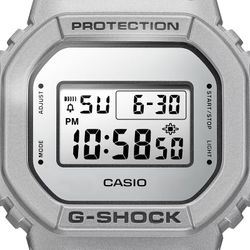 Relógio G-SHOCK modelo DW-5600FF-8ER marca Casio Man