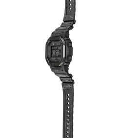 Reloj G-SHOCK modelo DW-H5600EX-1ER marca Casio Hombre