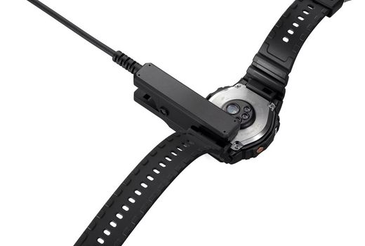 Reloj G-SHOCK modelo DW-H5600MB-1ER marca Casio Hombre