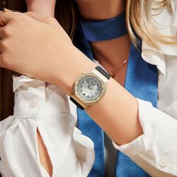 Reloj G-SHOCK modelo GM-S2100BC-1AER marca Casio MUJER