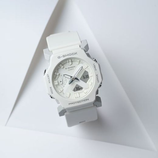 Reloj G-SHOCK modelo GA-2300-7AER marca Casio Hombre