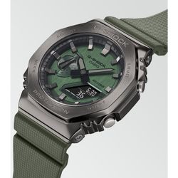 Reloj G-SHOCK modelo GM-2100B-3AER marca Casio para Hombre