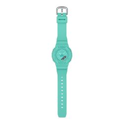 Montre G-SHOCK modèle GMA-P2100-2AER marque Casio FEMME