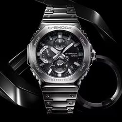 Reloj G-SHOCK modelo GMC-B2100D-1AER marca Casio Hombre