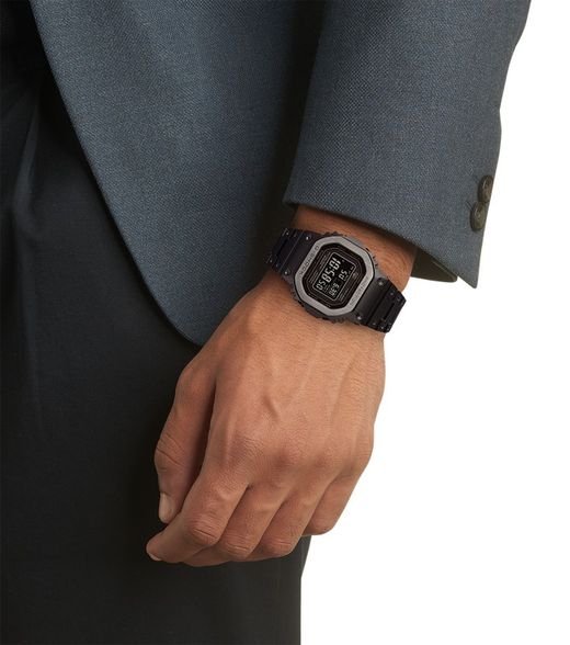 Reloj G-SHOCK modelo GMW-B5000MB-1ER marca Casio para Hombre