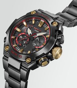 Reloj G-SHOCK modelo MRG-B2000B-1A4DR marca Casio para Hombre