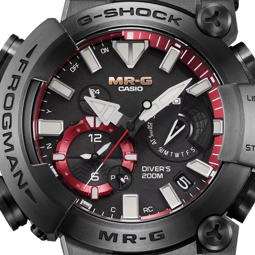 Montre Casio G-SHOCK pour homme modèle MRG-BF1000B-1ADR