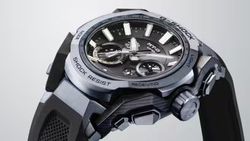 Reloj G-SHOCK modelo MTG-B4000B-1A2ER marca Casio para Hombre